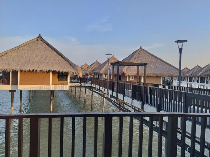 Ark Goldcoast Resort Sepang Esterno foto